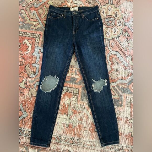 Free People Busted Knee Skinny Jeans - Picture 1 of 3